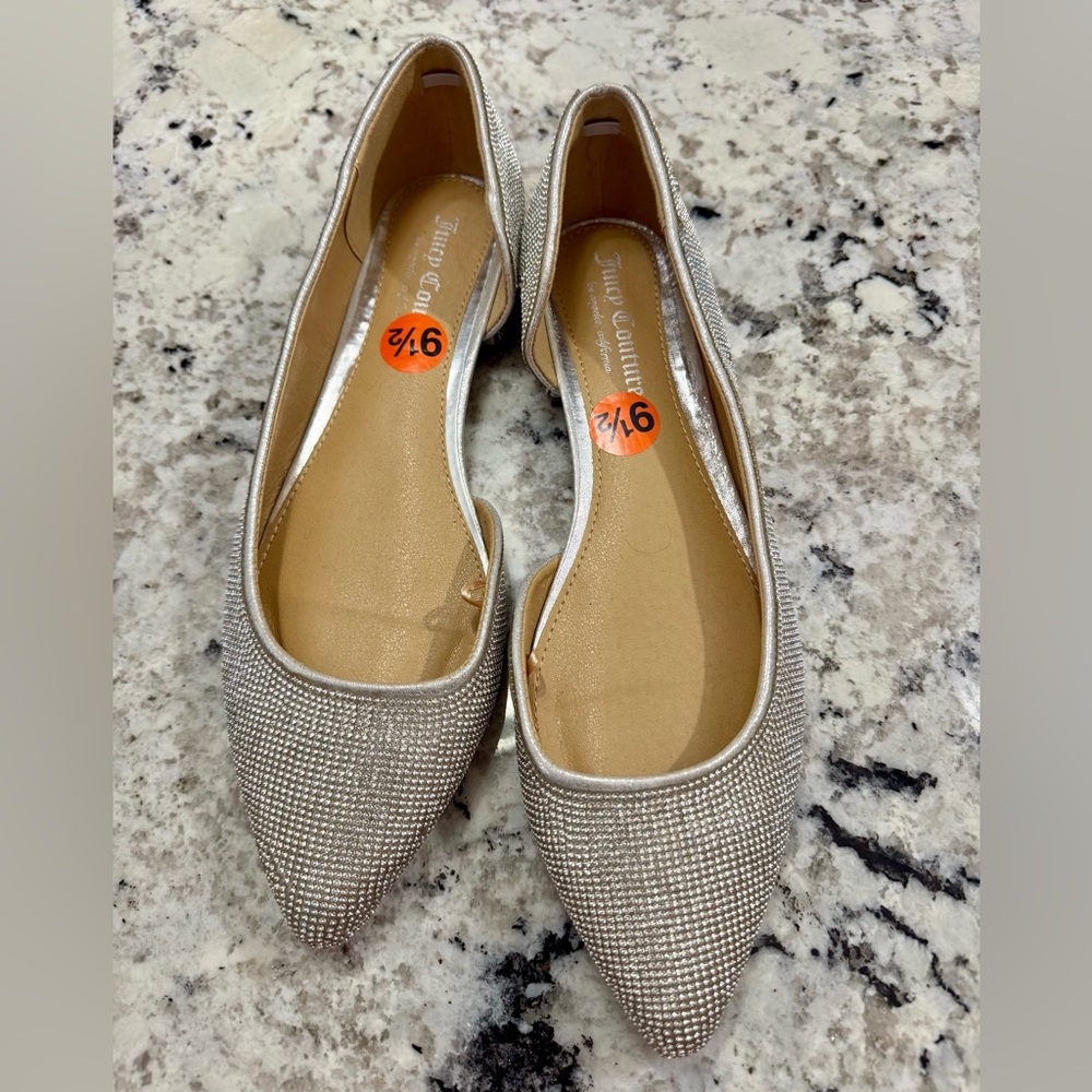 Juicy Couture Glittering Womens Silver Rhinestone Flats